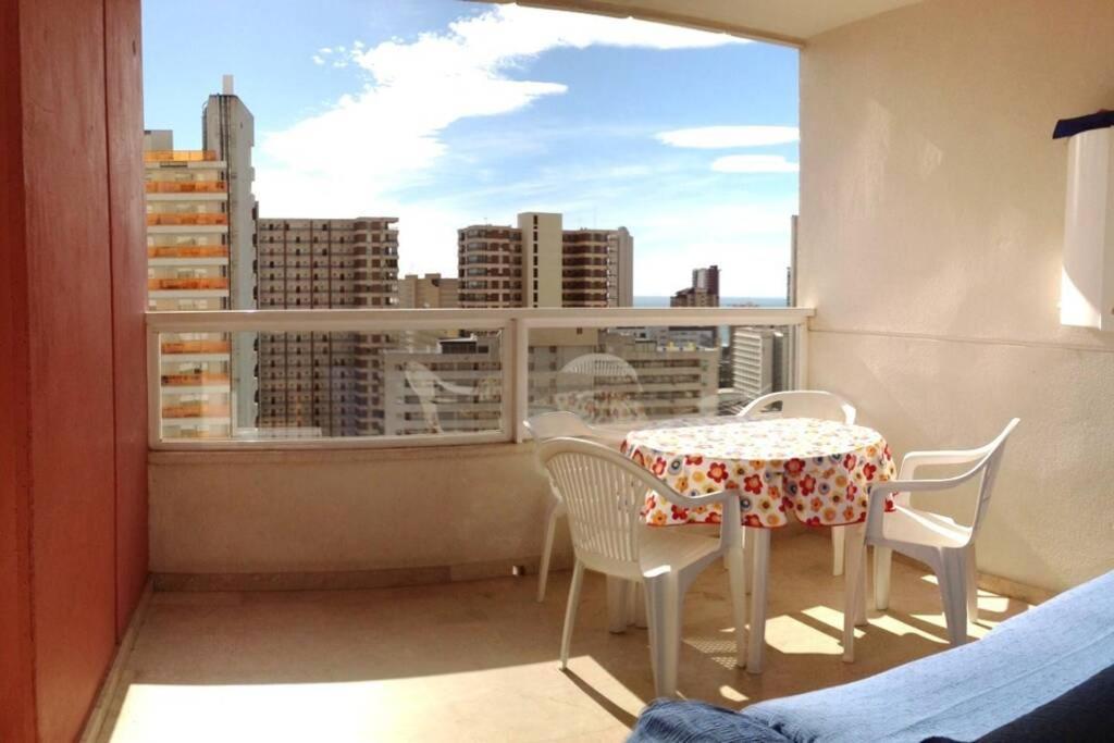 Apartamento Vacaciones En Gemelos 22 Benidorm Bagian luar foto