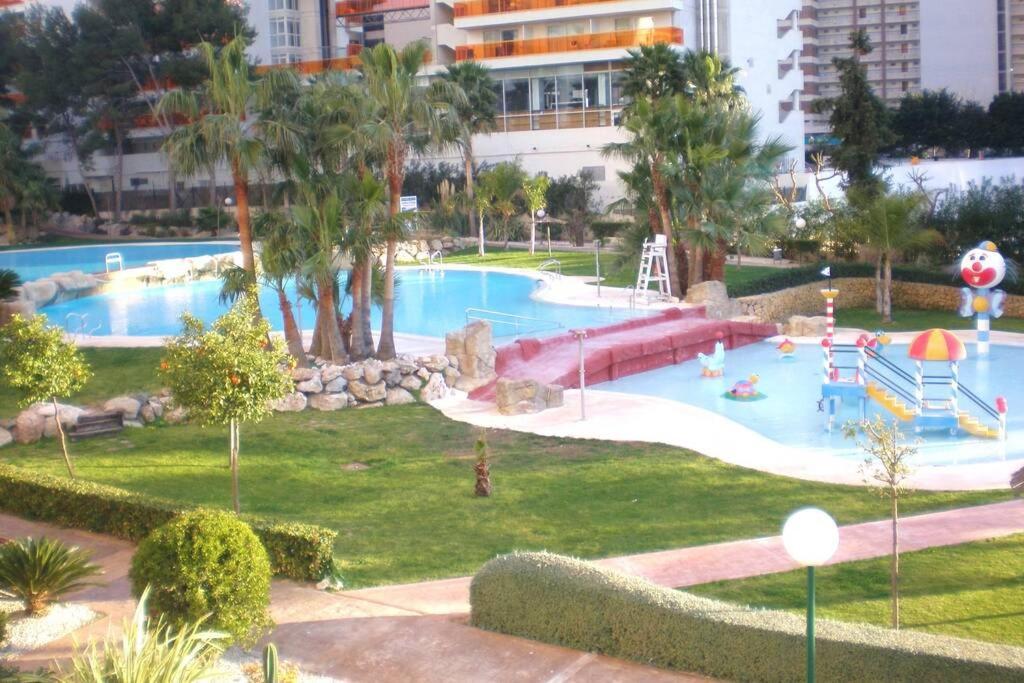Apartamento Vacaciones En Gemelos 22 Benidorm Bagian luar foto